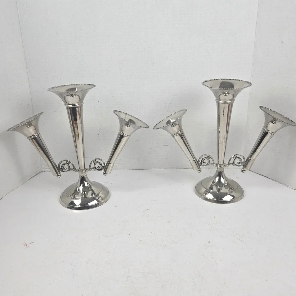 Vintage Silver-plated 3-Arm Trumpet Epergne Beaded Edge Vases 9.5x11